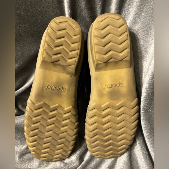Sporto shoes size 9 - Picture 3 of 5